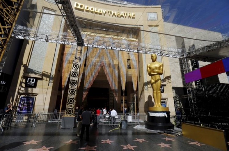 Academy Awards stage dressed up in golden 1970s glam
