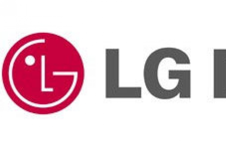 LG Display to supply advanced OLED to Mercedes-Benz