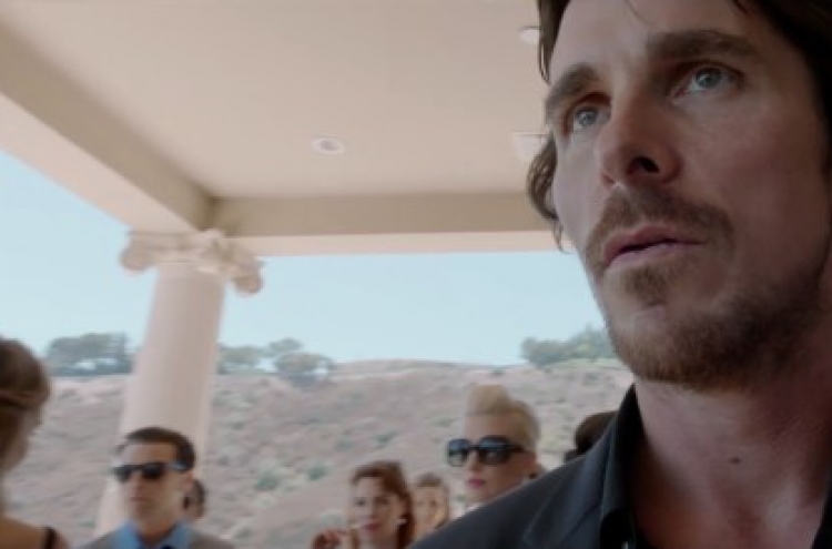 ‘Knight of Cups’ is half-empty