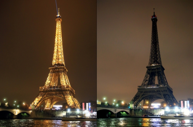 [Newsmaker] Landmarks go dark for 10th Earth Hour