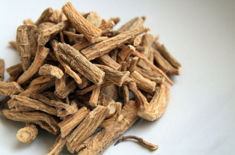 South Korean HIV patient survives on ginseng for 29 years: research