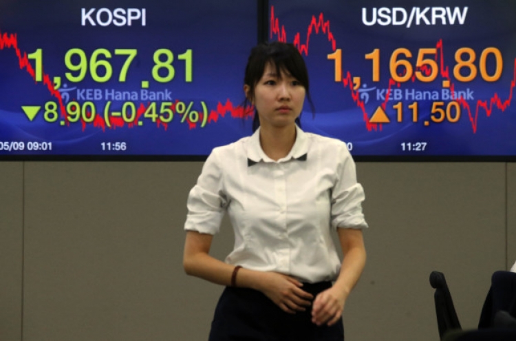 Korean shares open tad higher on retail buying