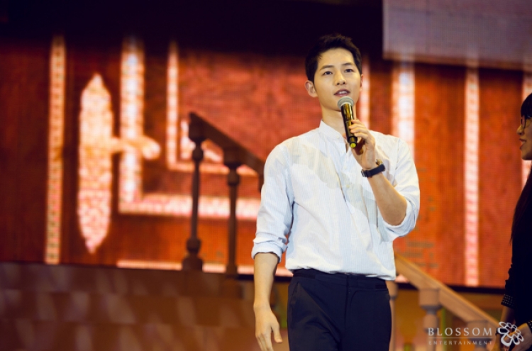 ‘Descendants of the Sun’ star takes China