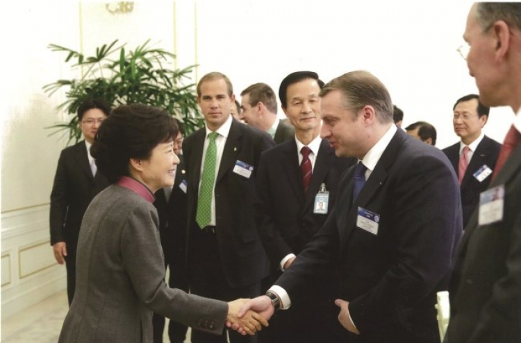 The FKCCI wishes President Park a successful trip in France!