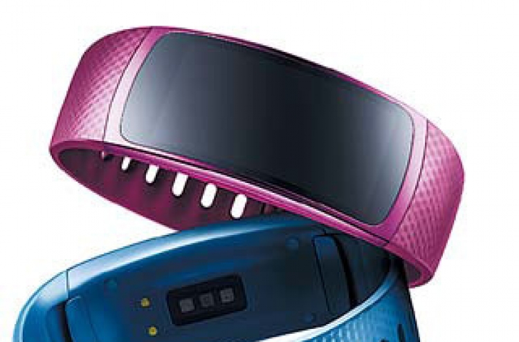 Samsung Gear Fit 2 sells out in preorder