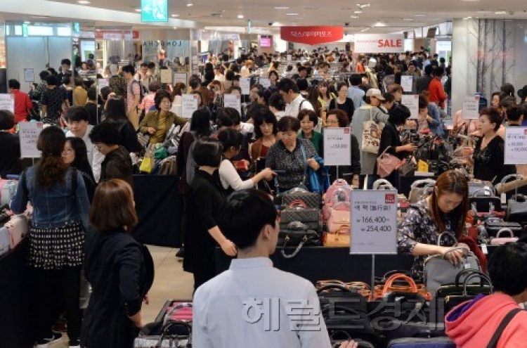 Gov’t amps up shopping event to boost consumption
