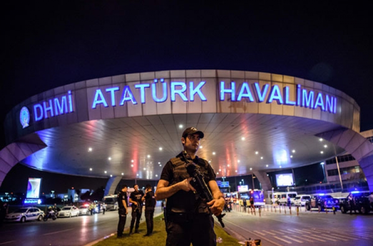 Suspected IS attack kills dozens at Istanbul's airport