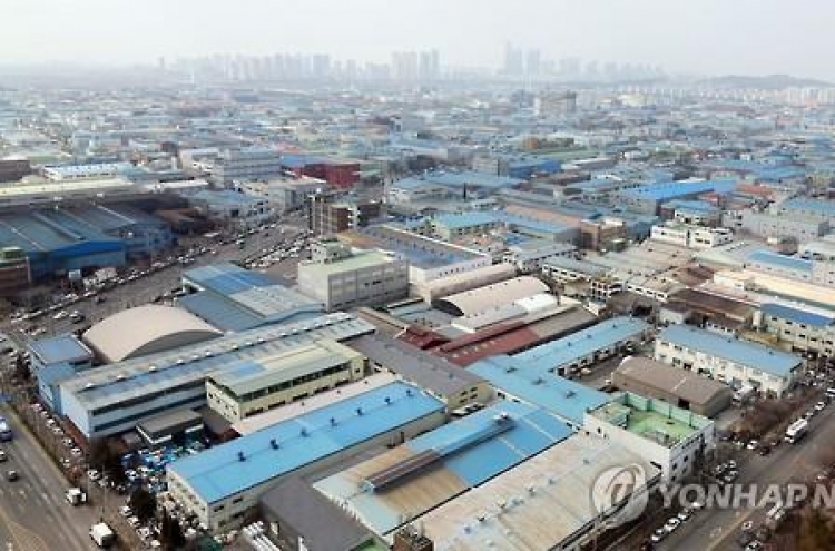 Korea's manufacturing sentiment dips to 3-month low for July