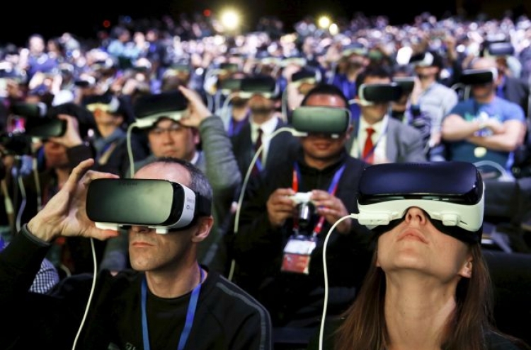 Gov’t to inject funds to boost VR, AR industries