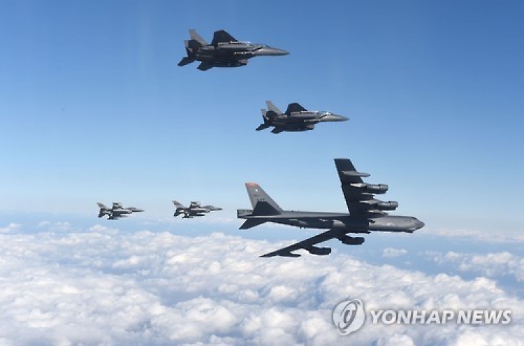 Ministry not told of B-52 deployment