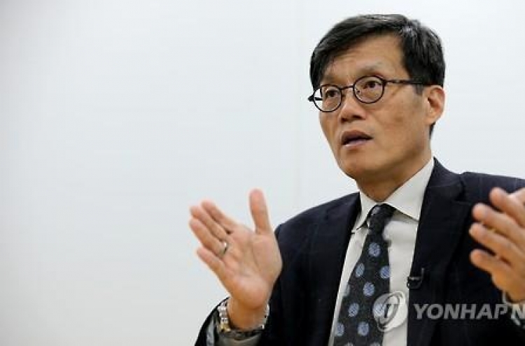 IMF director advises Seoul to deregulate service sector