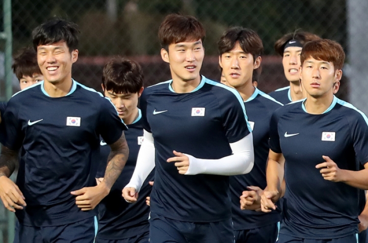 S. Korea must avoid taking fouls in football quarters: captain