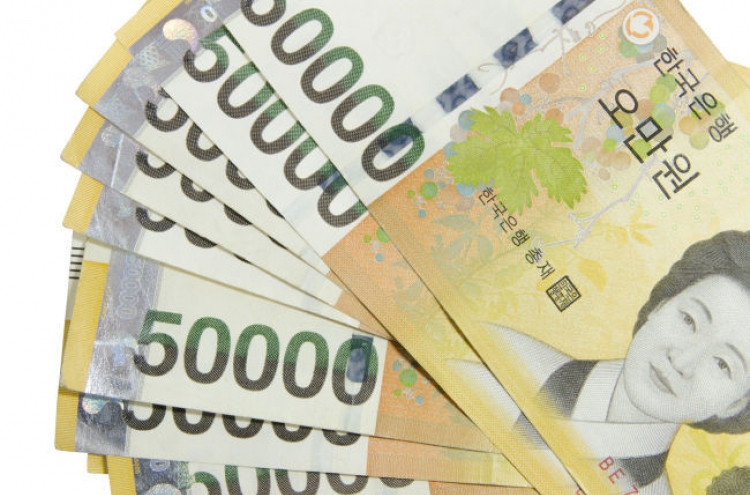 Korea‘s 50,000-won note balance tops record W70tr