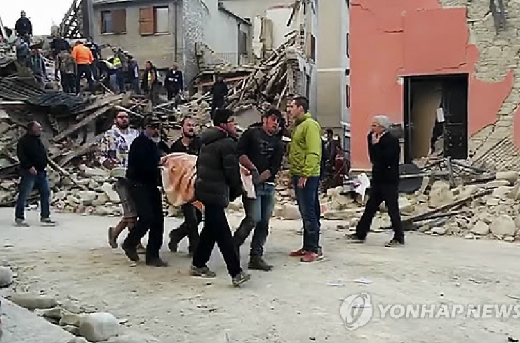 "평생 이런 지진은 처음, 정말 강했다"...대규모 인명피해 참상