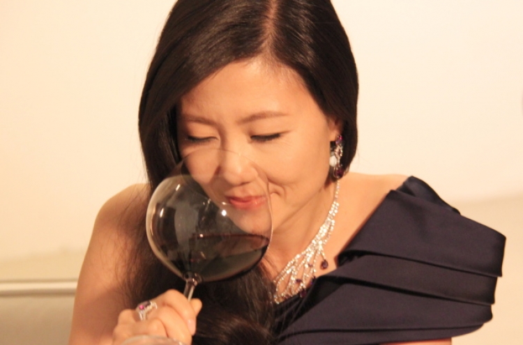 [Herald Interview] Wine master Jeannie Cho Lee talks pairing for Asian palate