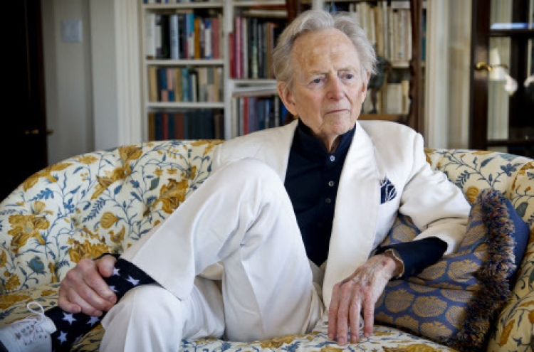 Tom Wolfe talks Darwin, Chomsky and human speech