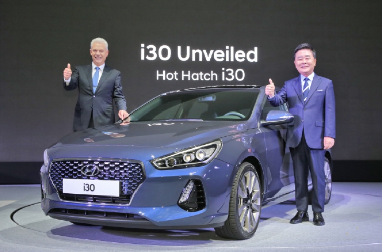 Hyundai rolls out new hot hatch i30