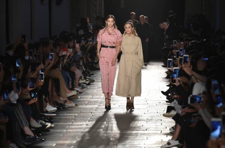 Lauren Hutton revisits 'American Gigolo' for Bottega Veneta