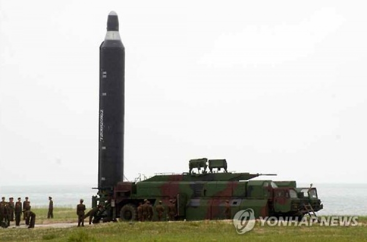 北, 한미훈련 종료일에 무수단미사일 발사…"공중폭발로 실패"