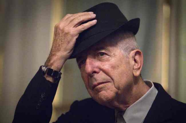 Singer-songwriter Leonard Cohen dead at 82