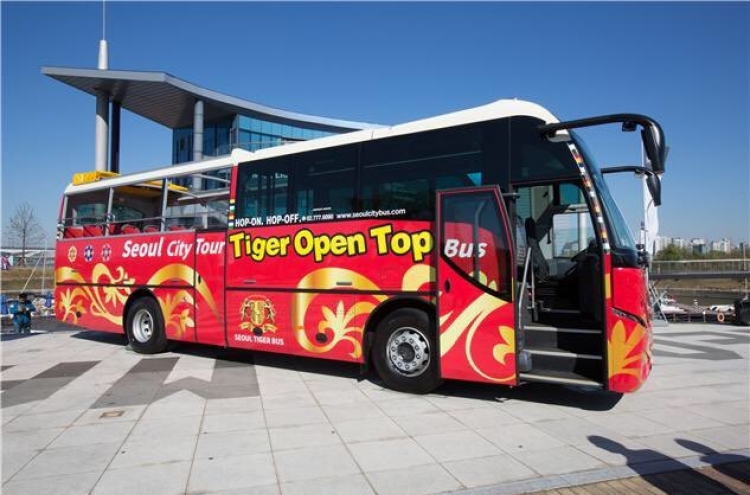 New city tour bus debuts in Seoul