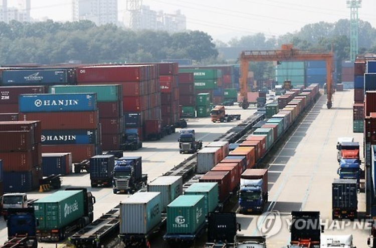 Transportation sector's sales edge up 0.5% in 2015