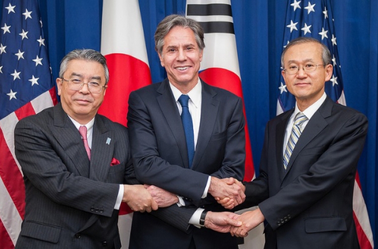 S. Korea, US, Japan agree to accelerate efforts to increase pressure on N. Korea