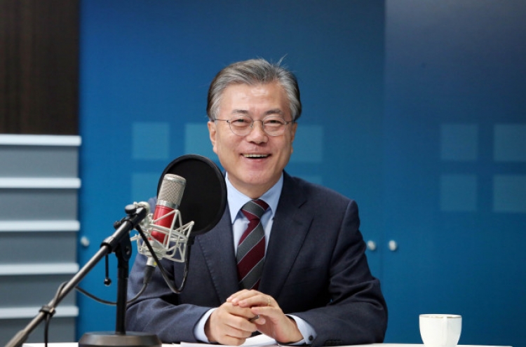 Presidential hopeful Moon publishes book on policy pledges