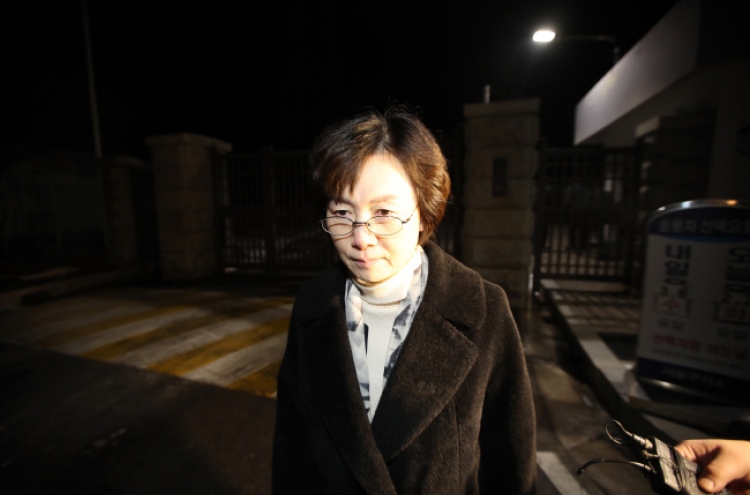 Ex-university chief avoids arrest over favoritism allegations