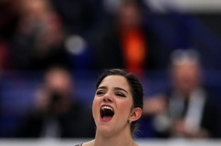 김연아 최고기록, 7년 만에 깨졌다…메드베데바 229.71점