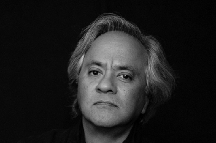 Art star Anish Kapoor wins $1m Jewish prize