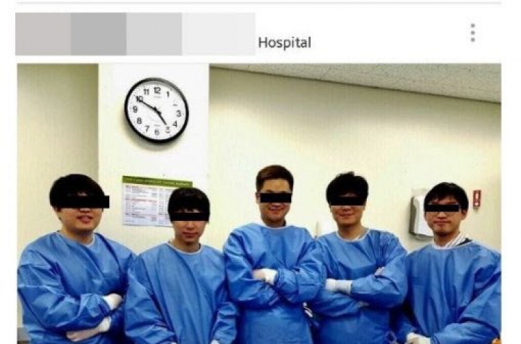 Doctors to face penalty for taking selfie with corpse