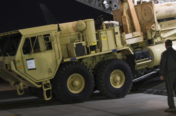 US begins THAAD deployment in Korea