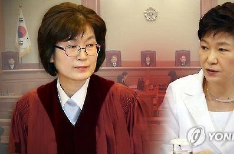 Park's lawyers urge court to ignore probe results in impeachment review