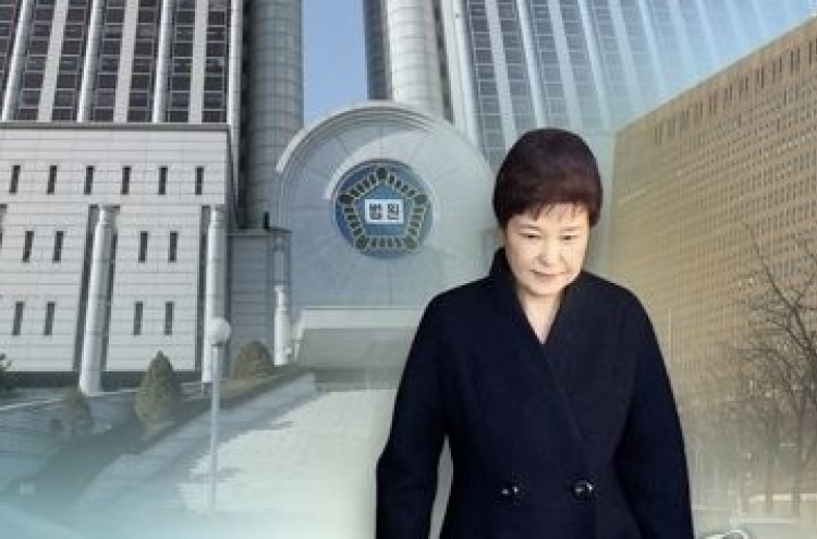 Possible arrest of Park prompts debate over protocol for former president