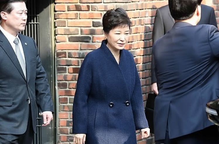 Park questioned in jail again over corruption scandal