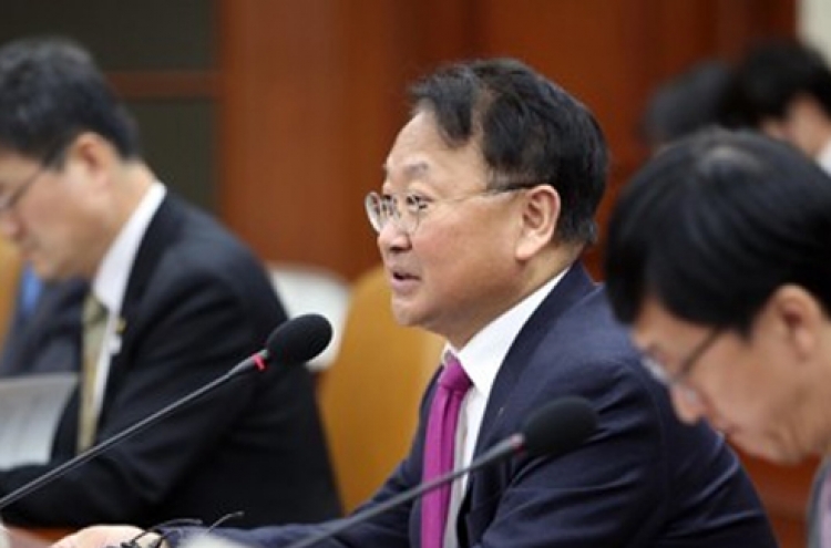 Recovering global economy may help Korea turn around: finance minister