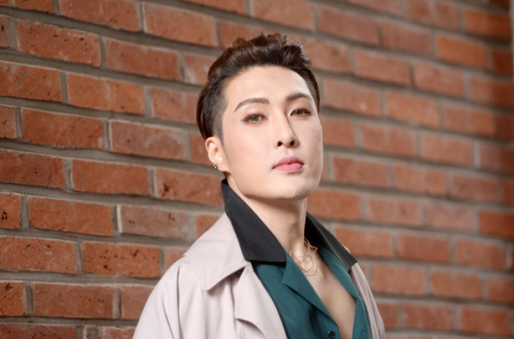 [Herald Interview] Kim Ki-soo, blurring gender barriers with makeup