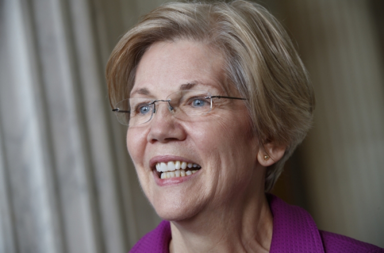 US Sen. Elizabeth Warren launches book tour