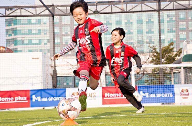 Homeplus to open 10 rooftop 5-a-side fields