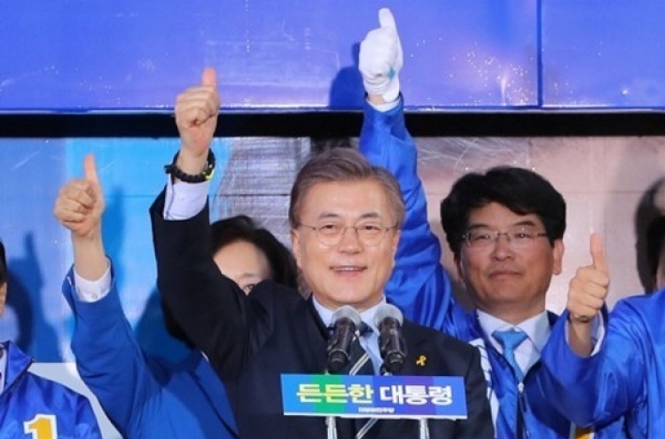 Moon vows to give nation more rest