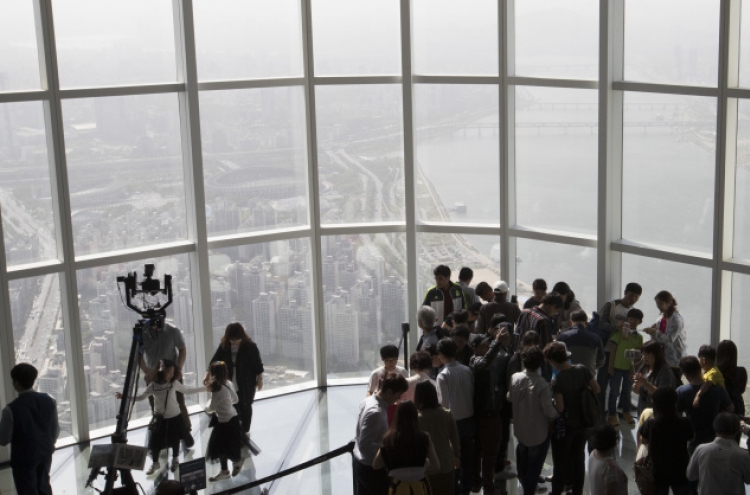 Fine dust drags down Korean economy despite long holidays