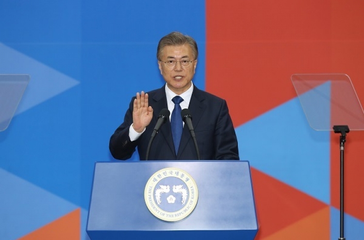 Moon Jae-in calls for unity, vows THAAD talks with US, China