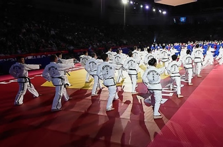 N. Korean taekwondo demonstration team invited to world championships in S. Korea