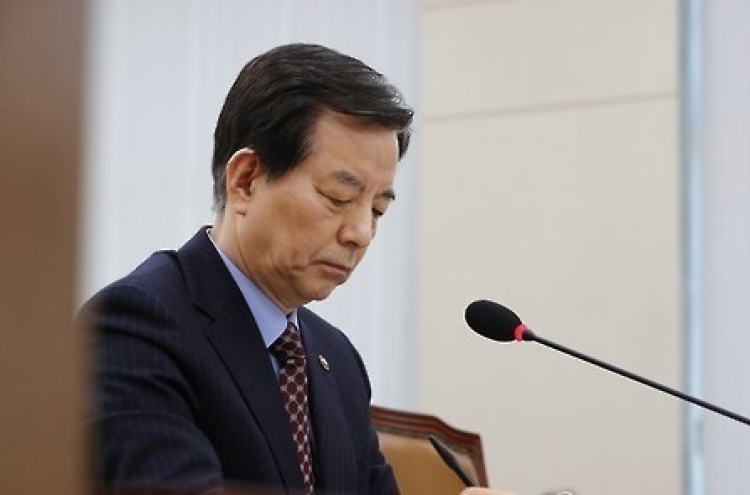 S. Korean, Japanese defense chiefs vow unity on N. Korea