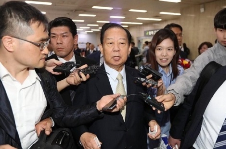 Abe's special envoy-cum-seasoned politician visits Korea