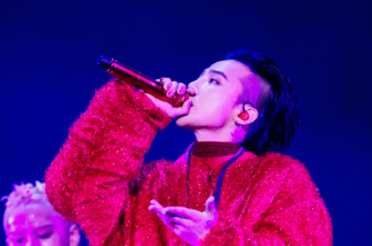 [Herald Review] G-Dragon reveals ‘true self’ at Seoul concert