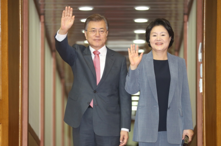 President Moon returns home after G-20 summit