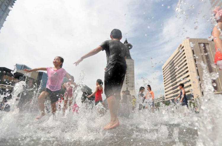 [Feature] Splash parks a hit in summer, but is the water clean?