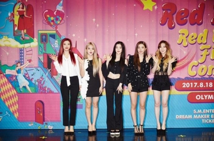 Red Velvet moved by huge fans at 1st stand-alone concert